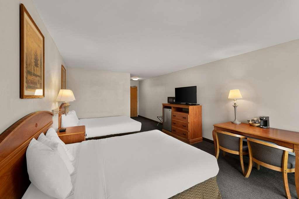 Rodeway Inn & Suites Tomahawk Room photo